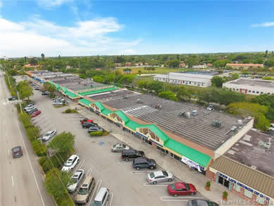 Florida Strip Centers Real Estate Specialist - Let us help you buy or sell your next Strip Centers Property