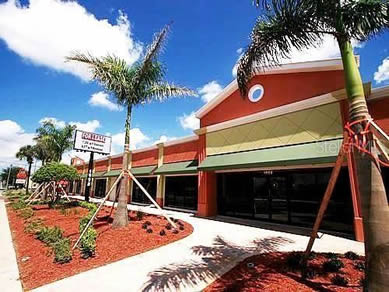 Florida Strip Centers Real Estate Specialist - Let us help you buy or sell your next Strip Centers Property