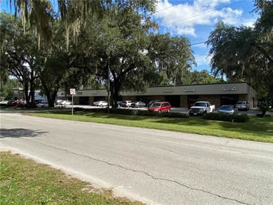 Florida Strip Centers Real Estate Specialist - Let us help you buy or sell your next Strip Centers Property