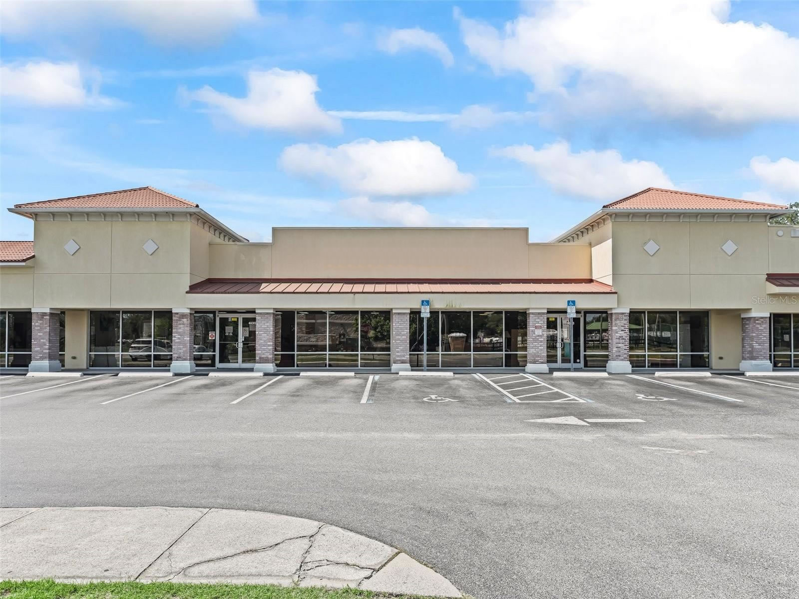 14,400 sq ft Strip Center For Sale near The Villages, FL
