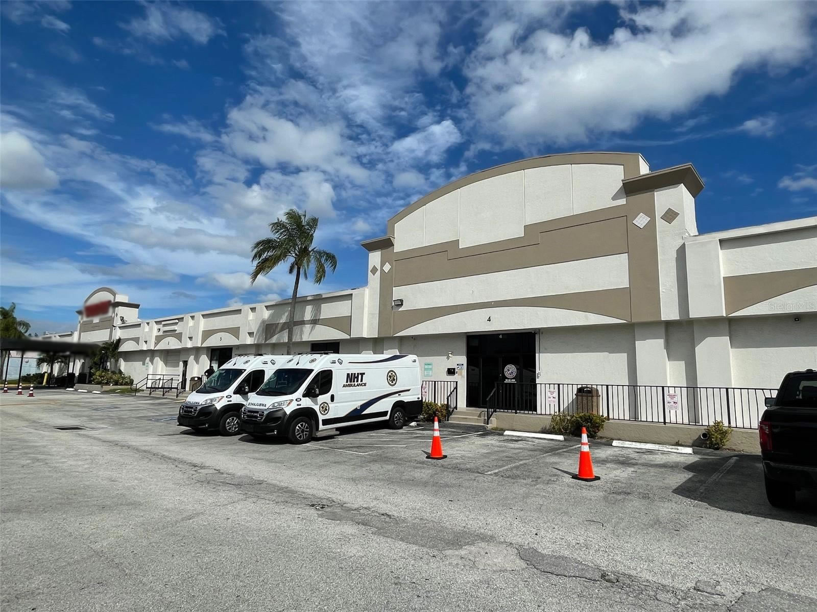 Strip Center For Sale in West Palm Beach, FL - 52,000 sq ft $11,000,000