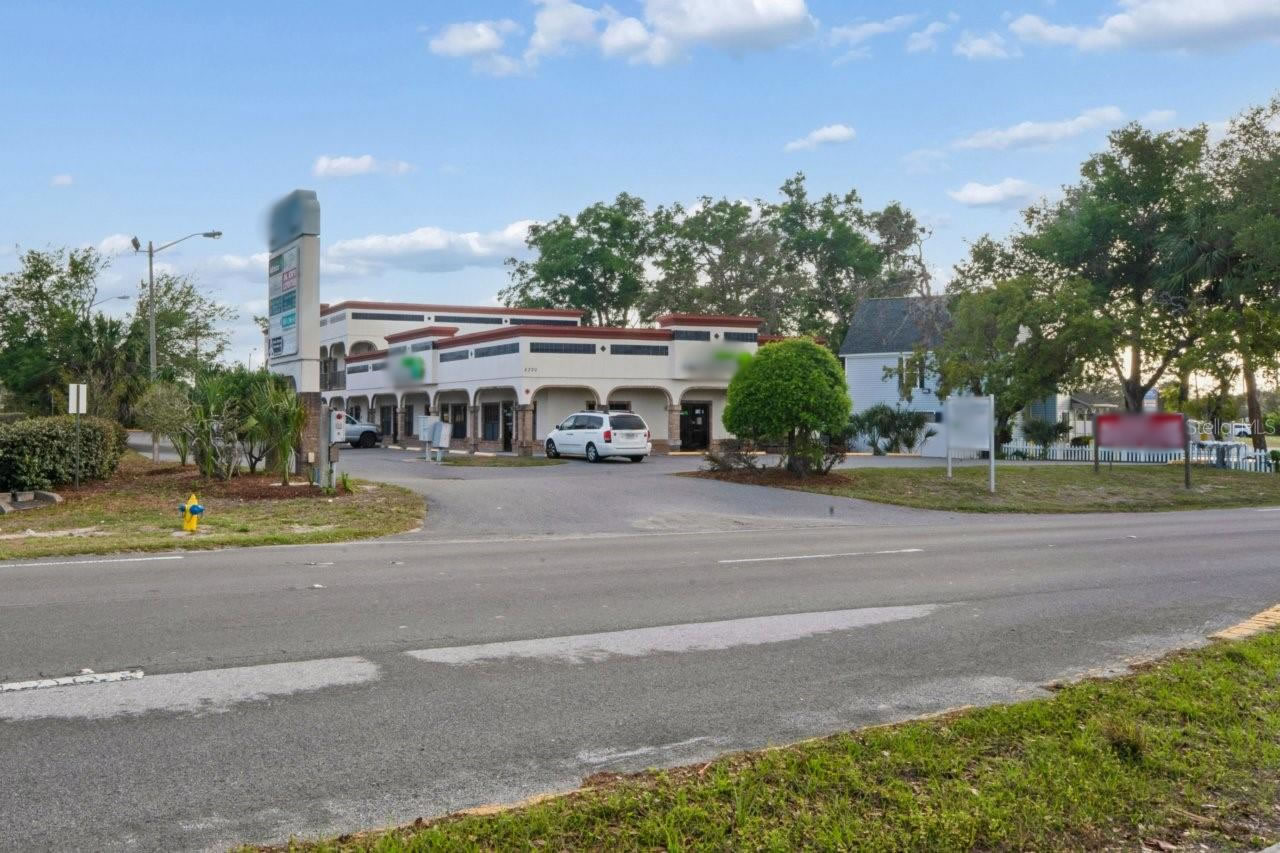 Spring Hill FL Strip Center For Sale $1,695,000
