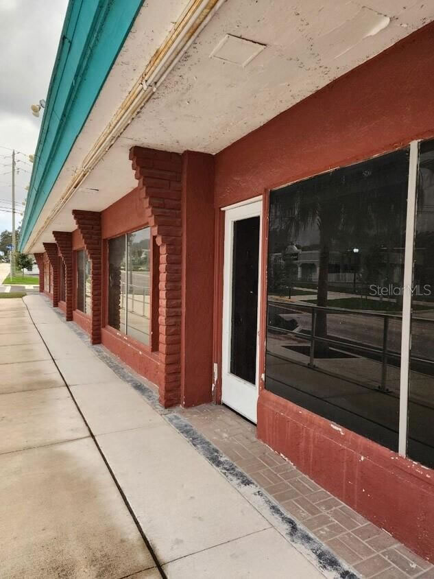 Strip Center on Gulf To Bay Blvd - Clearwater, FL $849,999