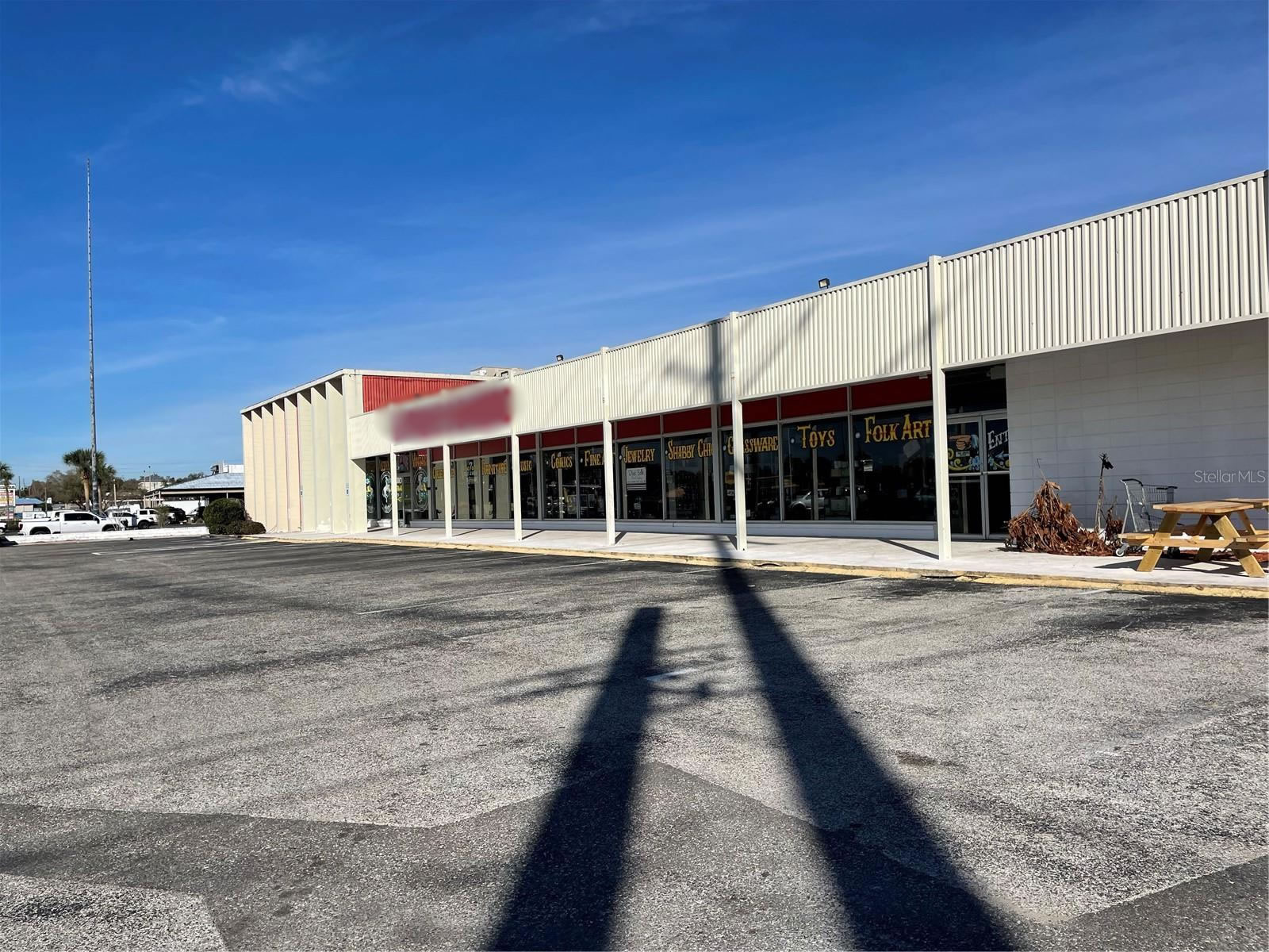Strip Center For Sale in Eustis, FL 26,800 sq ft